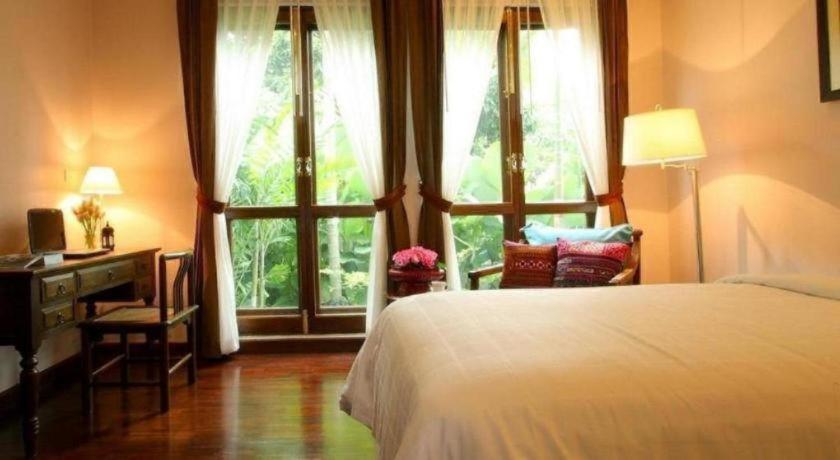 Baan Klang Wiang Hotel — Photos 3